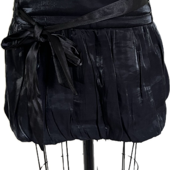 Stylish black bubble skirt with tie waist, metallic sheen, side zip - Picture 4 of 9